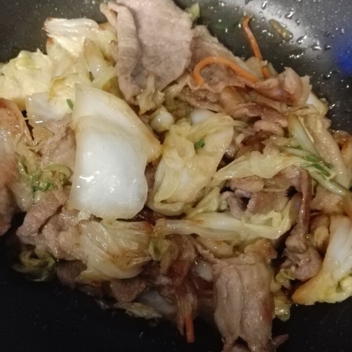 余ってる白菜漬物で。豚肉炒め